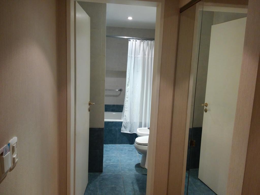 Howard Johnson By Wyndham San Pedro מראה חיצוני תמונה
